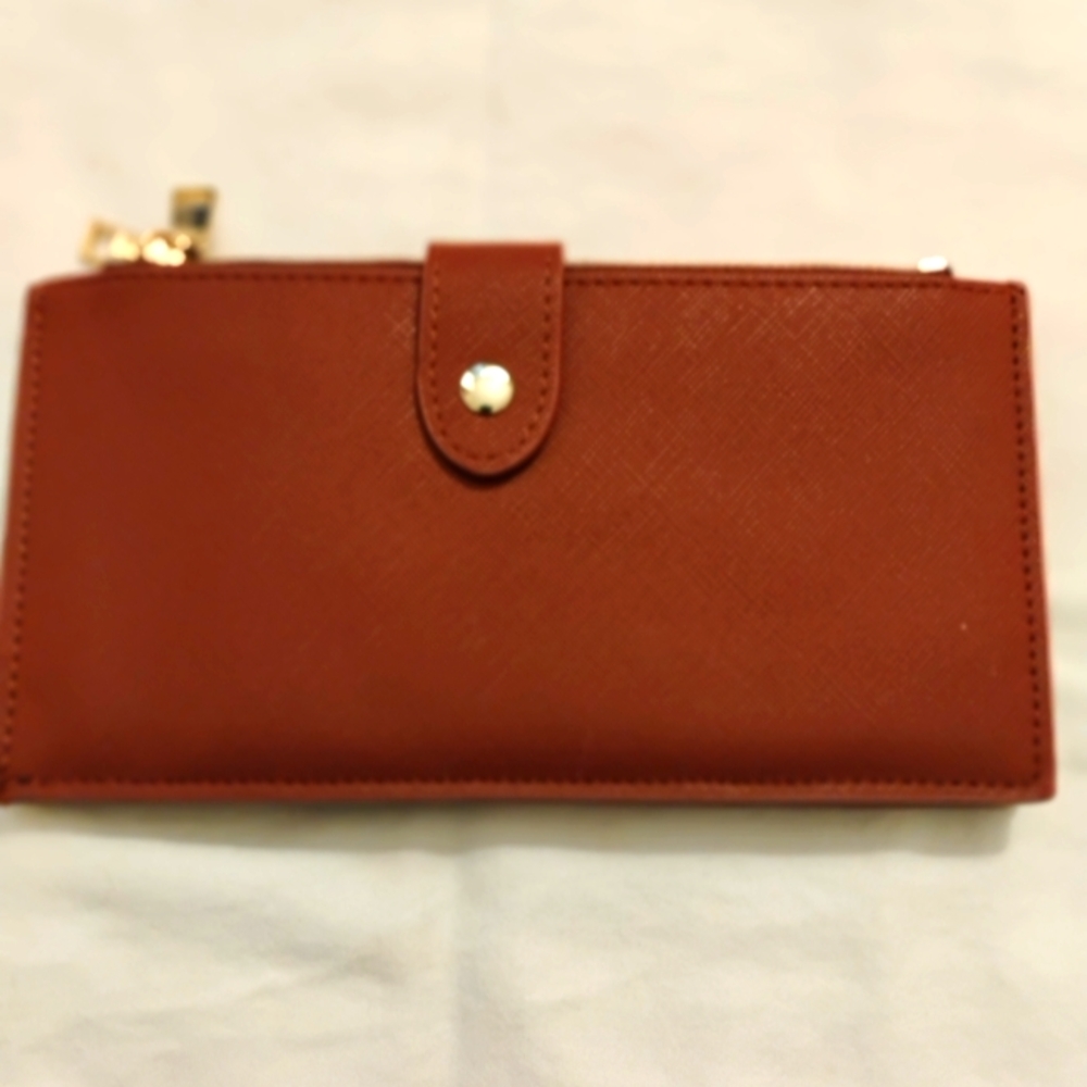 Women's Brown Wallet NWOT